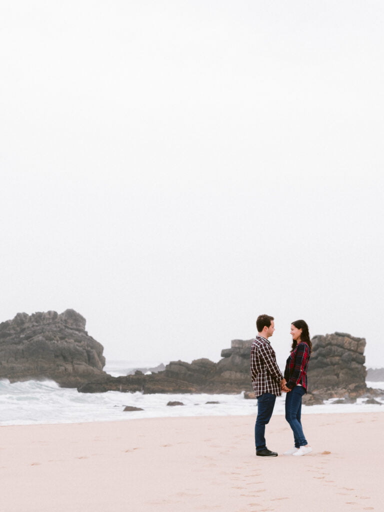 Sessão namoro na Praia da Adraga, por: dev.boristhecat.com