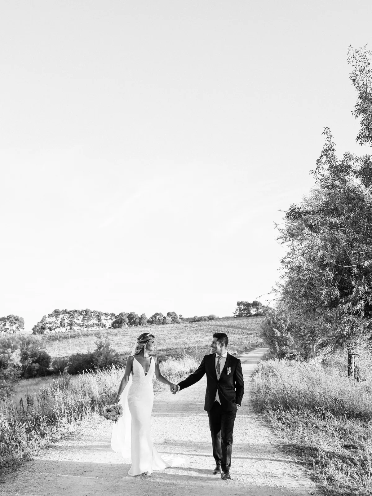 0774 20230819 p||n wed