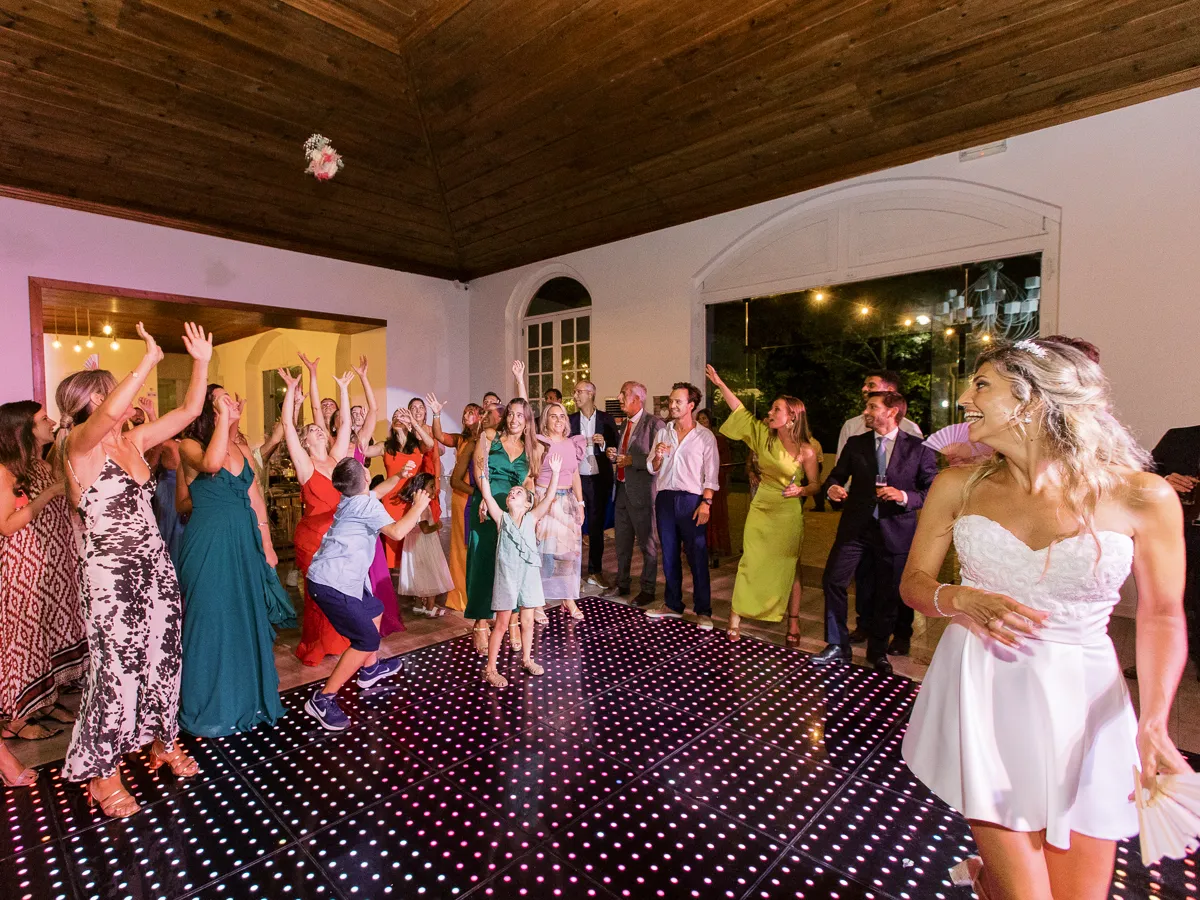 1252 20230819 p||n wed