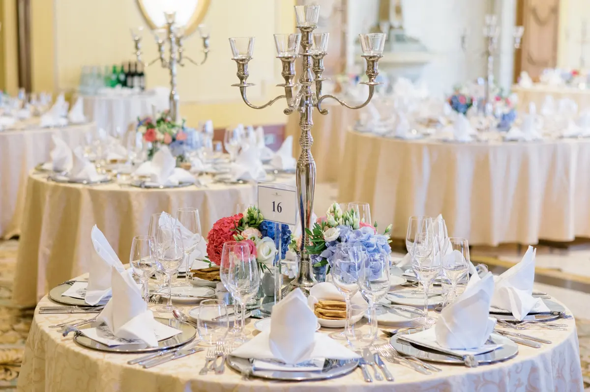 Wedding table decoration at Palacio Estoril Hotel.
