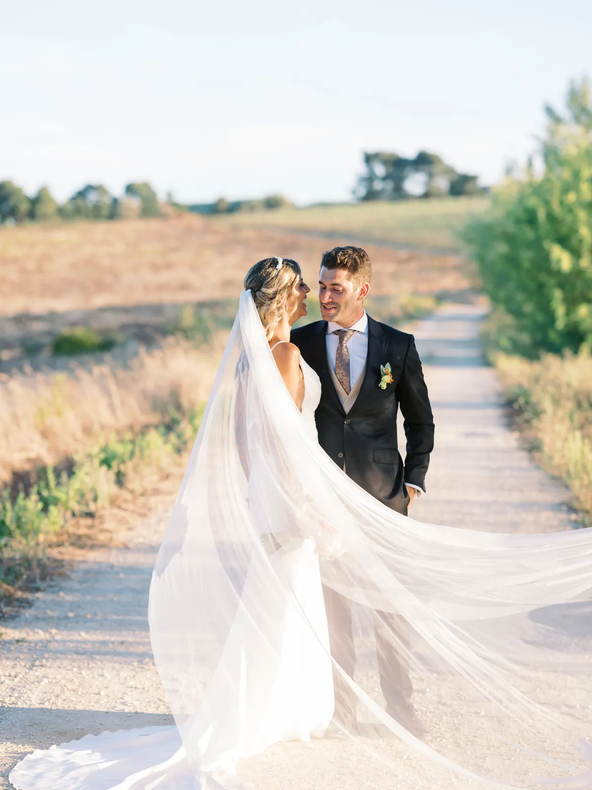 0747 20230819 p||n wed