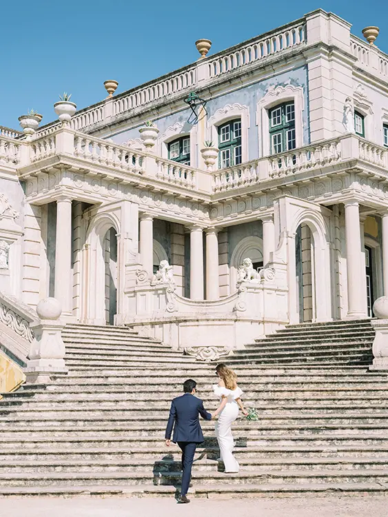 No palácio Nacional de Queluz, perto de Lisboa.